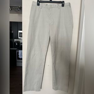 Polo Ralph Lauren Men’s light khaki pants in stretch classic fit 32x32